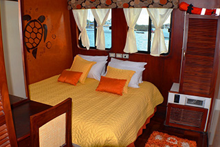 Standard Stateroom - M/C Anahi - Galapagos Liveaboards