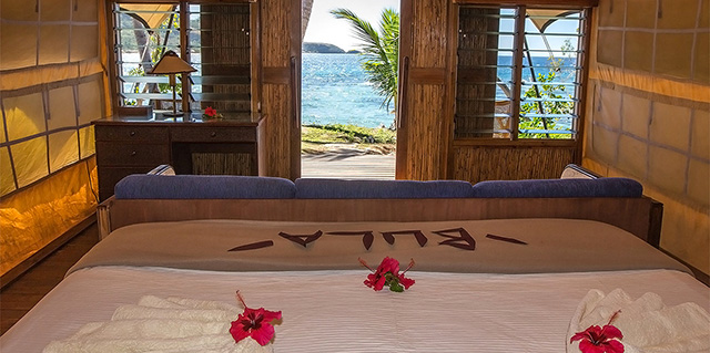 Safari Queen Room - Barefoot Kuata Island - Fiji Dive Resorts