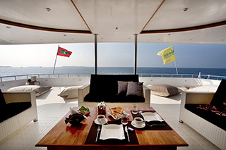 Outdoors restaurant - M/Y Duke of York - Maldives Liveaboards