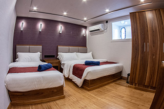 Twin cabin - MV Emperor Explorer - Maldives Liveaboards