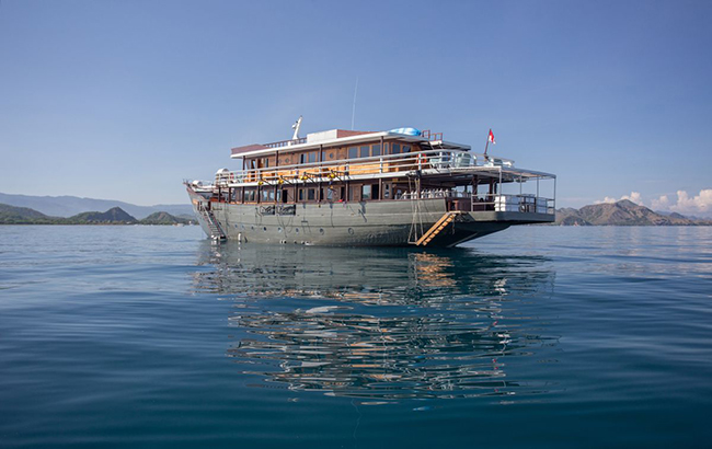 Emperor Harmoni - Indonesia Liveaboard