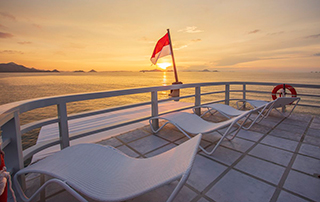 Sun deck - Emperor Harmoni - Indonesia Liveaboard