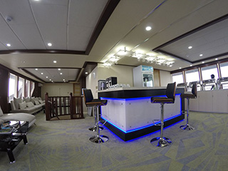 Dining area & Salon - MV Emperor Serenity - Maldives Liveaboards