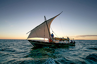 Dhow sailing - Fanjove Island - Tanzania Dive Resort