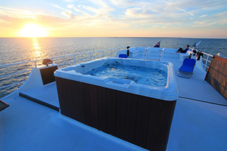 Jacuzzi - Jardines Avalon Fleet II - Cuba Liveaboard