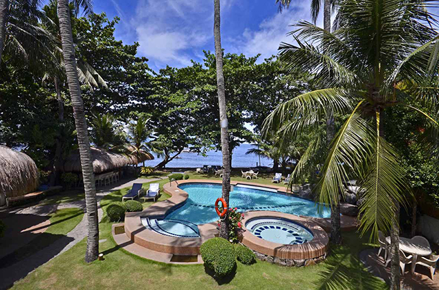 Swimming pool - Mike’s Dauin Beach Resort - Philippines Dive Resorts - Dive Discovery Philippines