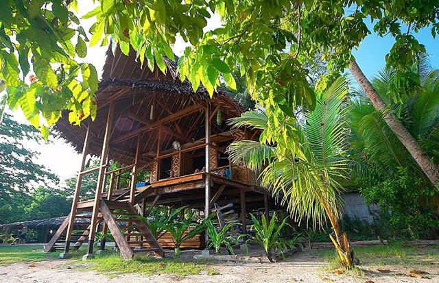 Premium Beachfront - Nusa Island Retreat - PNG Dive Resort