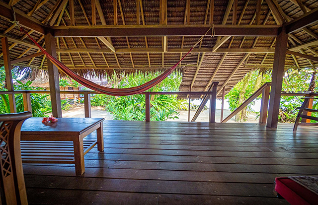 Veranda - Standard Beachfront - Nusa Island Retreat - PNG Dive Resort