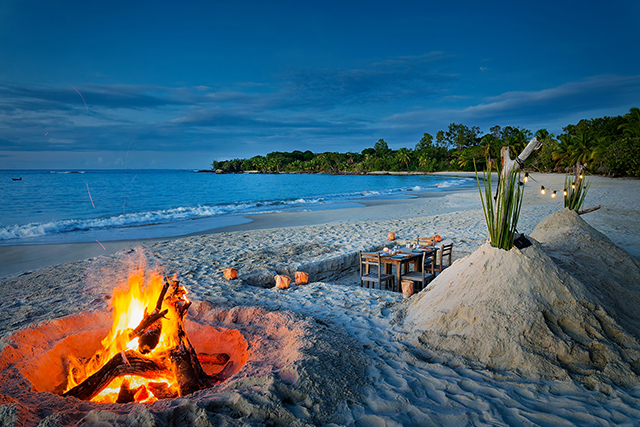 Dinner on the beach - Voaara Madagascar - Madagascar Dive Resort