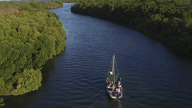 Boat Excursion - Kinasi Lodge - Mafia Island Dive Resorts - Dive Discovery Tanzania