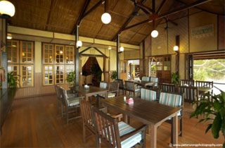 Restaurant - Lankayan Island Resort - Malaysia Dive Resorts