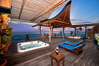 Sun deck - Mabul Water Bungalow - Malaysia Dive Resort