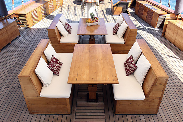 Outdoor living areas - Tiaré  - Indonesia Liveaboard